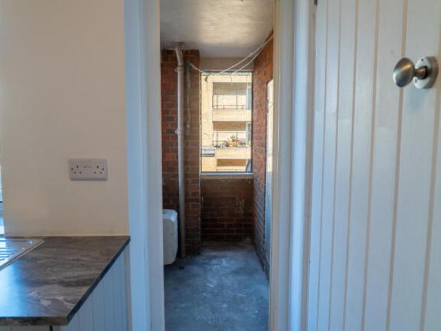 Flat for rent in London Borough of Redbridge, Greater London