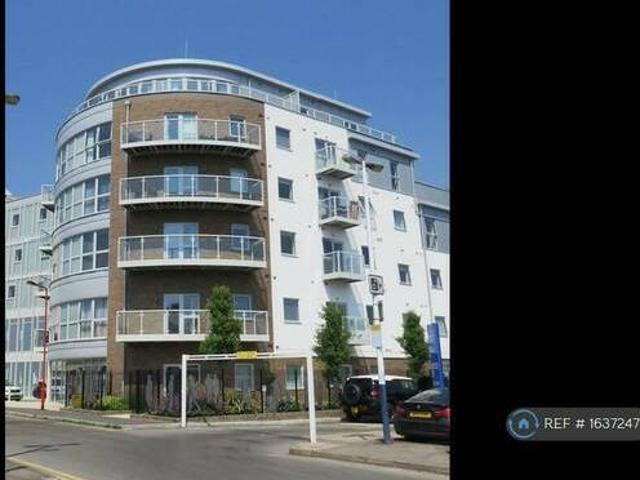 House for rent in Surrey, England
