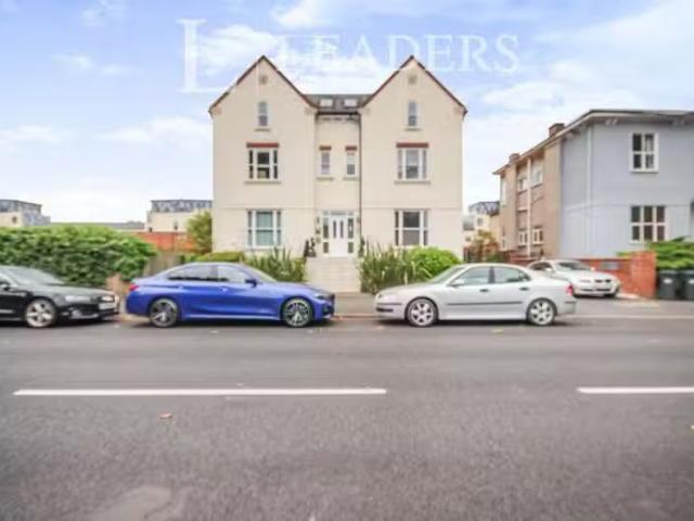 House for rent in Green Close, Warwickshire