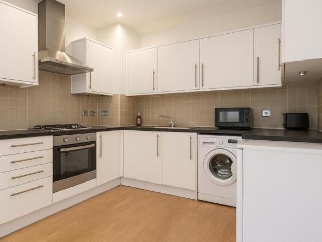 Flat for rent in Budlake, Devon