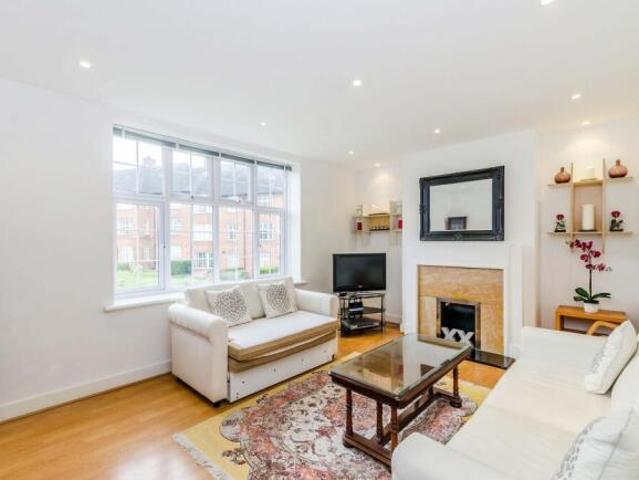 Flat for rent in Highgate, Greater London