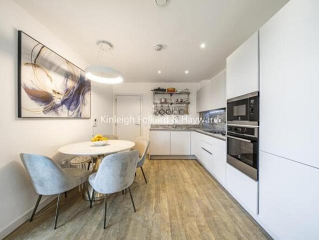 Flat for rent in Cat Hill