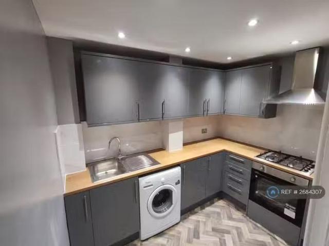 House for rent in Comiston, Scotland