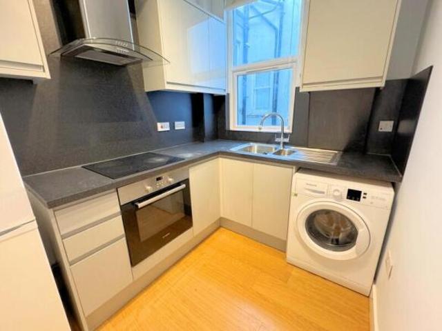 Flat for rent in Finchley, Greater London