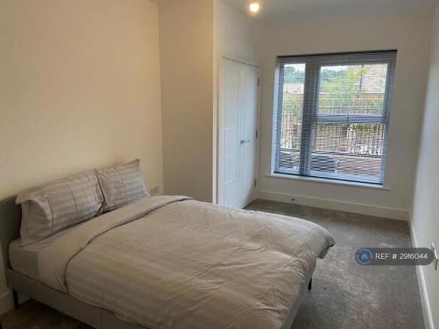 Flat for rent in Erith, Greater London