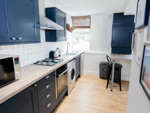 Flat for rent in Huddersfield, Kirklees