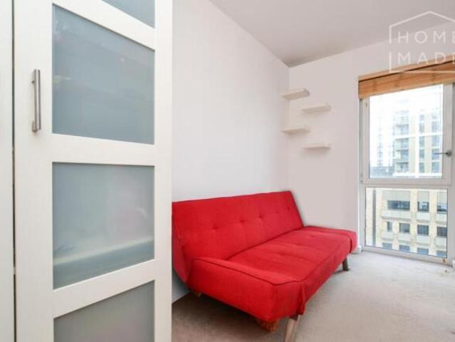 Flat for rent in Key Street, Suffolk