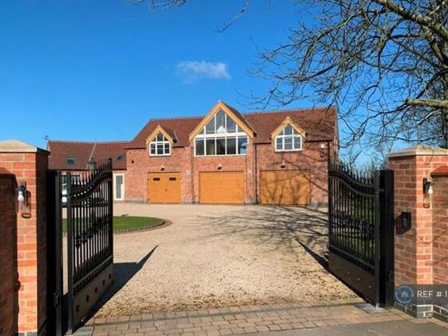 House for rent in Lyons, Greater London