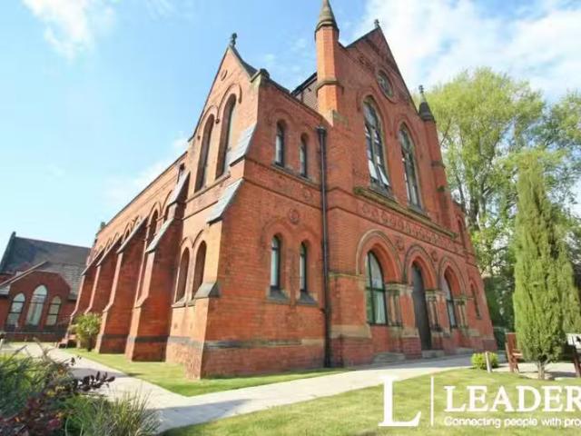 House for rent in Cuddington, Cheshire