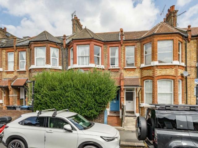 Flat for rent in Kensal Rise
