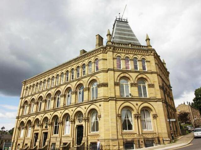 House for rent in Batley, West Yorkshire