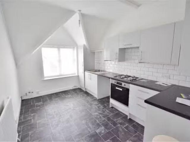 House for rent in Holywell, Eastbourne