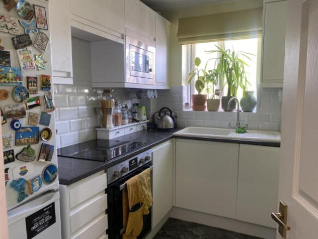 Flat for rent in Cat Hill