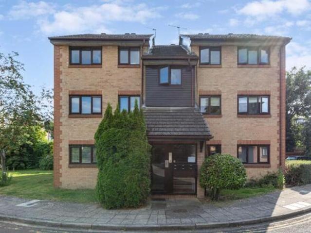 Flat for rent in Chiswick, Greater London