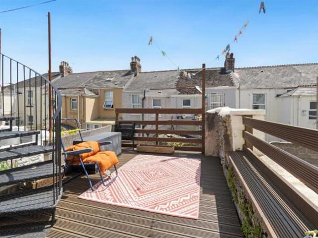 Flat for rent in Greenbank, Mount Wise