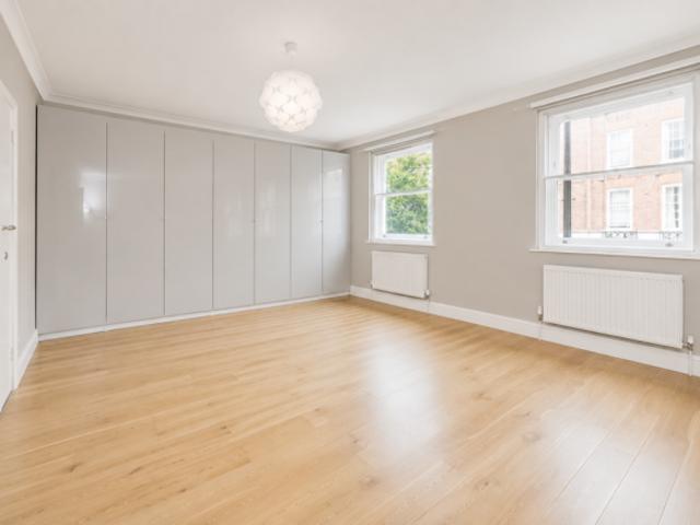 Flat for rent in Cat Hill