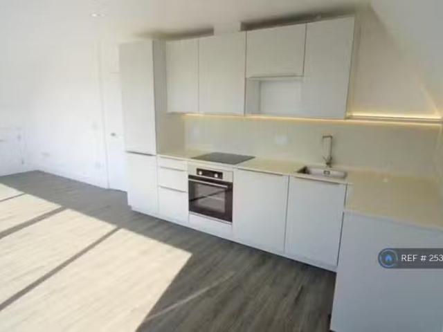 House for rent in St Albans, Five Acres