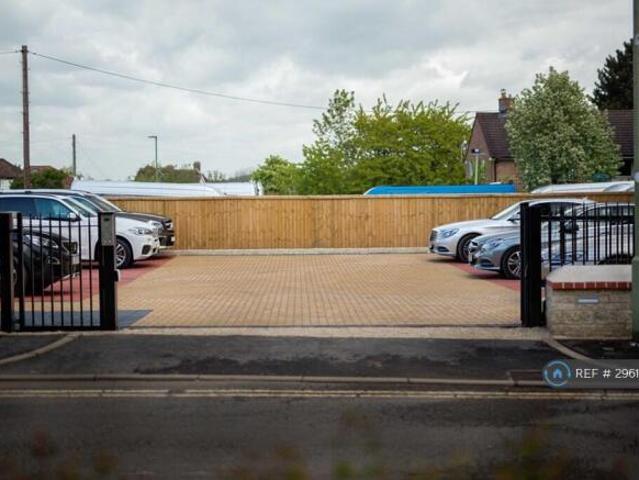 Flat for rent in The Slade, Oxfordshire