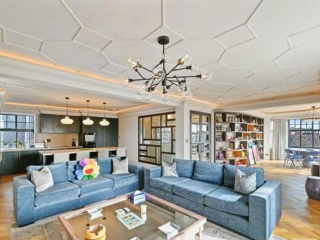 House for sale in City of London, Greater London
