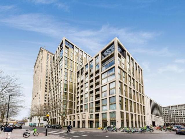 Flat for rent in Belvedere, Greater London