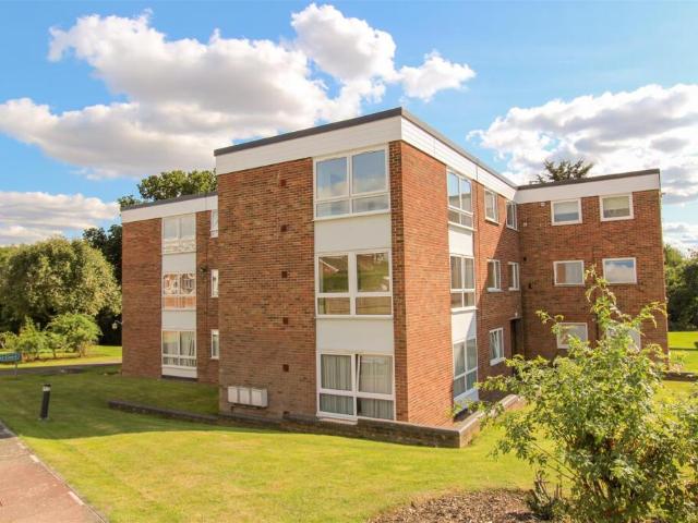 Flat for rent in Cat Hill, Isle Of Man