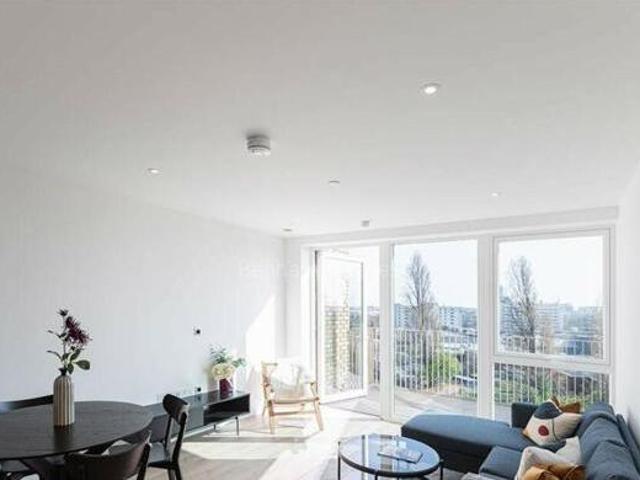 House for rent in Lyons, Greater London