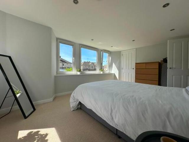 Flat for rent in Cardonald, Scotland