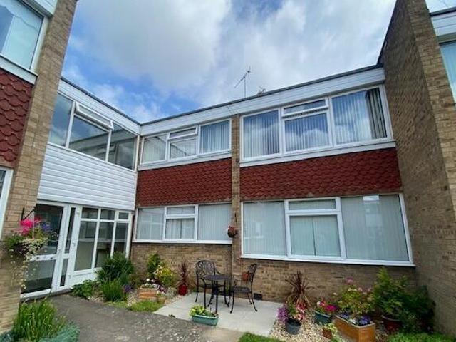 House for rent in Overslade, New Bilton