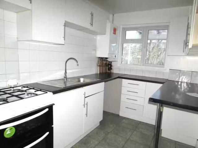 House for rent in Hatch End, Greater London