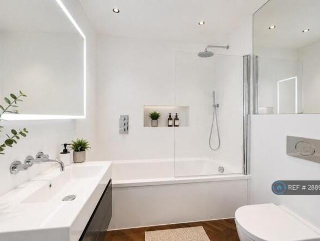 Flat for rent in Cat Hill
