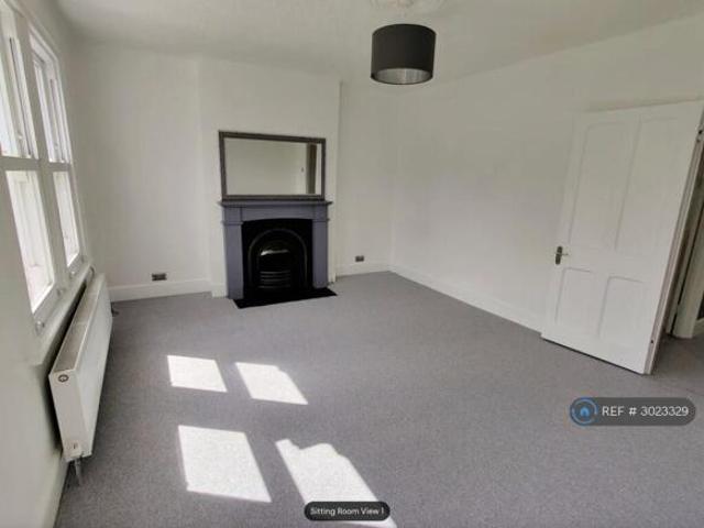 Flat for rent in London Borough of Lewisham, Blackheath