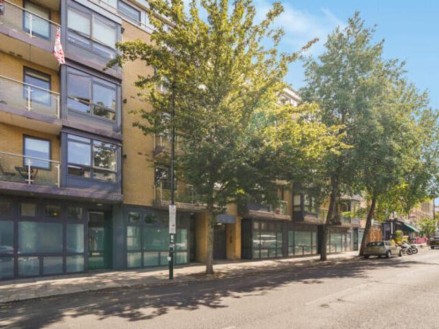 Flat for rent in Cat Hill