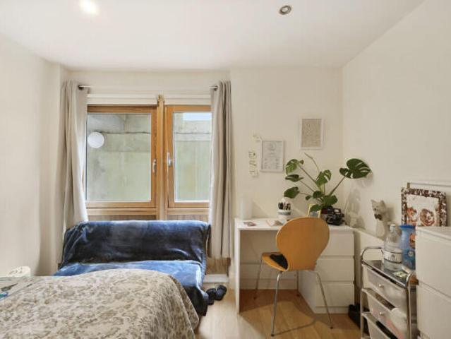 Flat for rent in Cat Hill