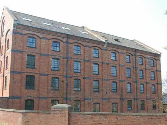 House for rent in Lyons, Greater London