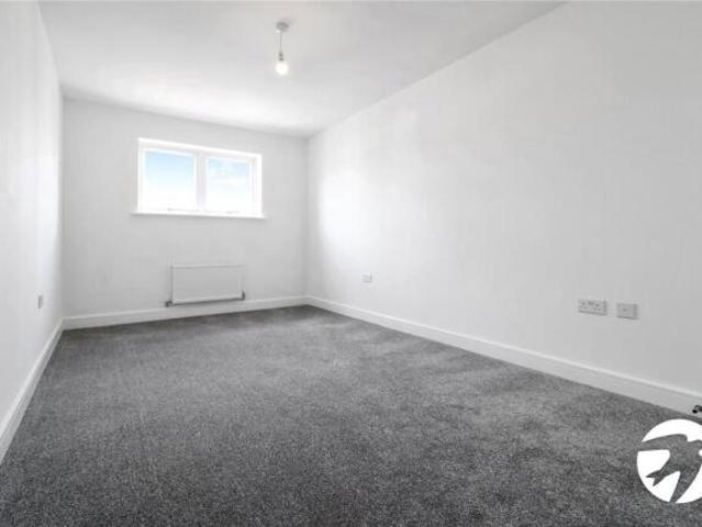 Flat for rent in Monks Orchard, Kent