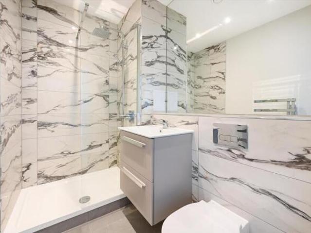 Flat for rent in Cat Hill