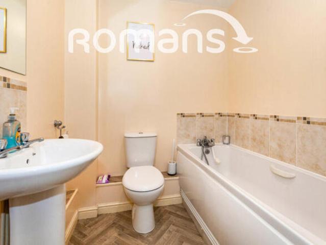 Flat for rent in Slough