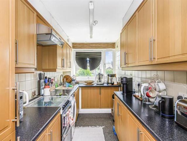Flat for rent in Wanstead, Greater London