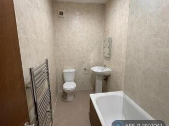 Flat for rent in Cat Hill