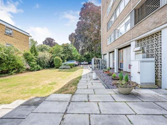 Flat for rent in Bassett, City Of Southampton