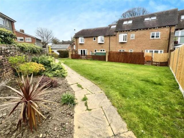 Flat for rent in Rochester, Kent
