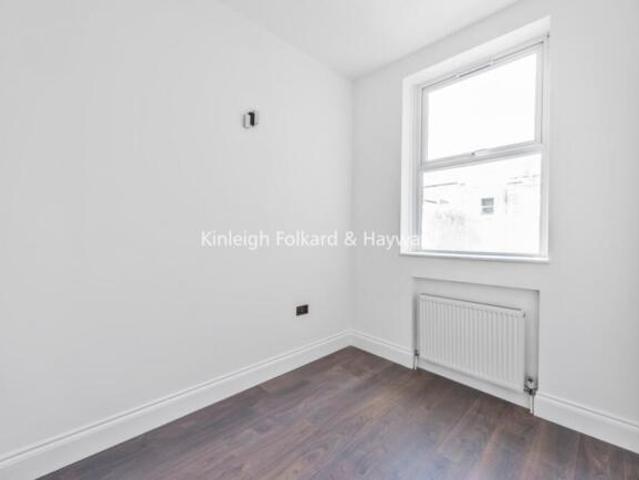 Flat for rent in Cat Hill