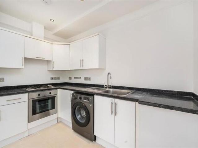 Flat for rent in London Borough of Lewisham, Brockley