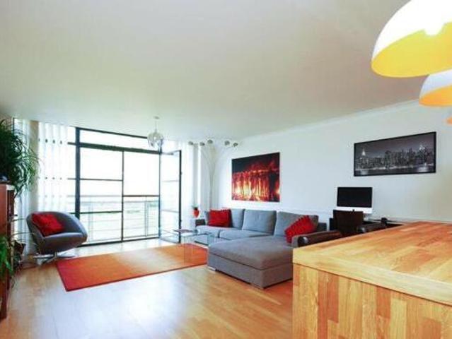 House for rent in Brentford End, Greater London