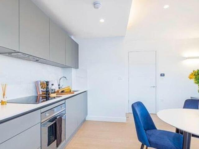 House for rent in Brentford, Greater London