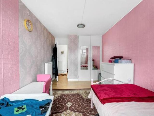 Flat for rent in Cat Hill