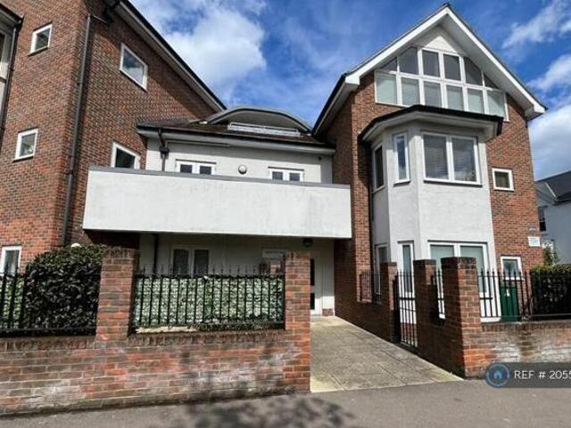 House for rent in Navestock Side, Essex