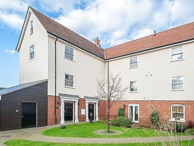 House for rent in Navestock Side, Essex