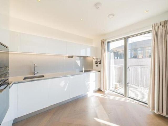 Flat for rent in Twickenham, Greater London