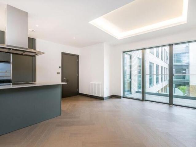 Flat for rent in Twickenham, Greater London